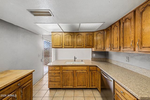 3039 W MORROW Drive, Phoenix, AZ 85027