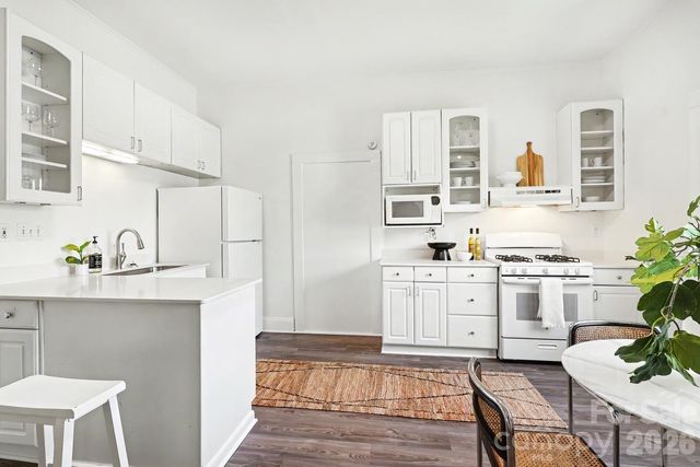 2816 Yadkin Avenue, Charlotte, NC 28205