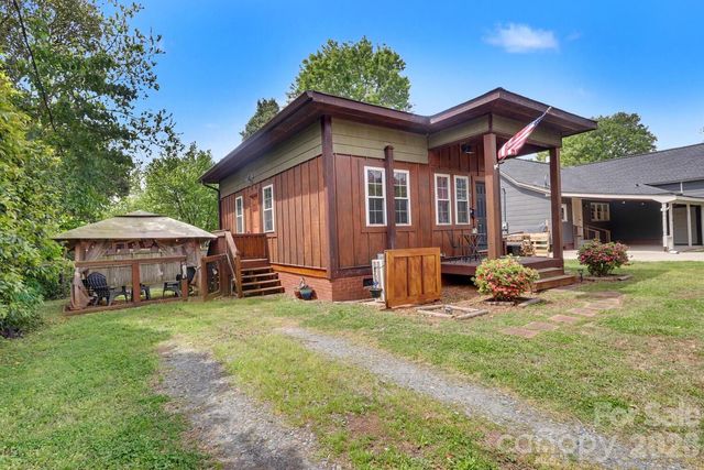 2816 Yadkin Avenue, Charlotte, NC 28205