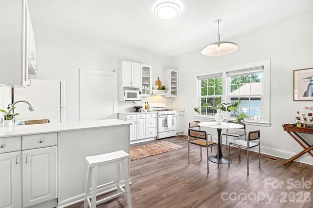 2816 Yadkin Avenue, Charlotte, NC 28205