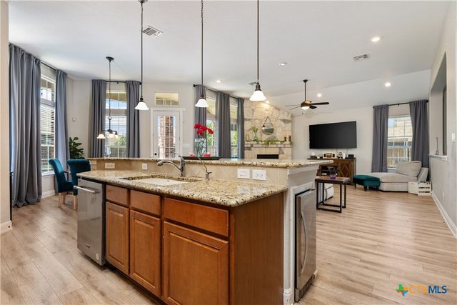 1601 Beasley Cove, Leander, TX 78641