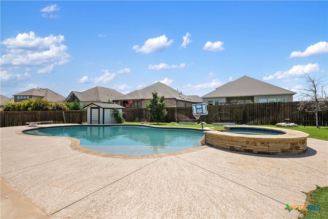 1601 Beasley Cove, Leander, TX 78641
