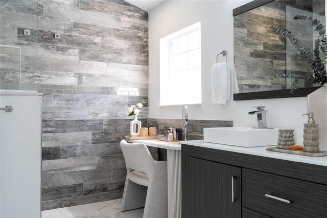 8618 BENOIT AVENUE, Orlando, FL 32836