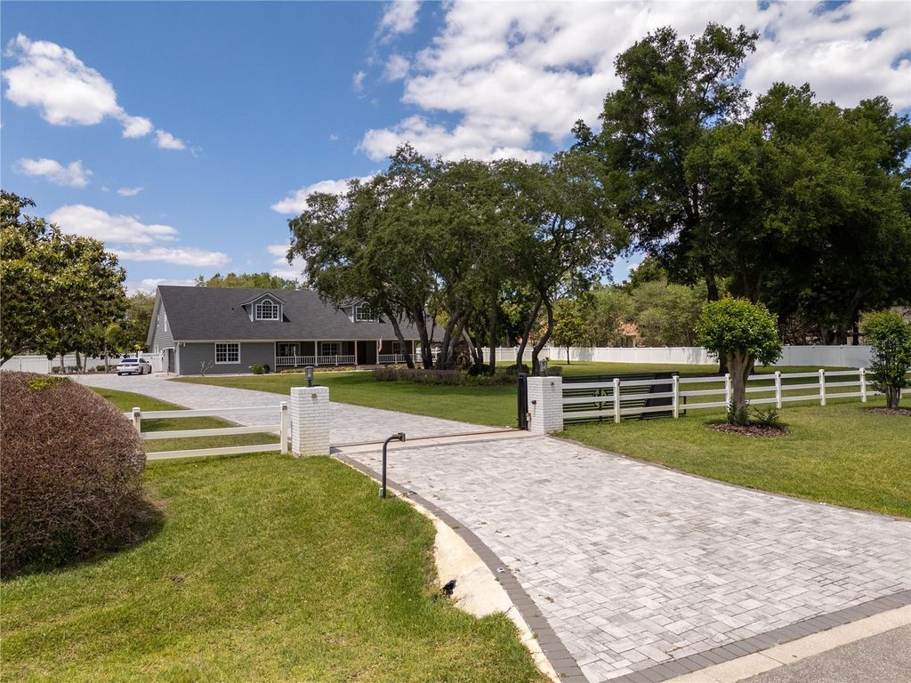 8618 BENOIT AVENUE, Orlando, FL 32836