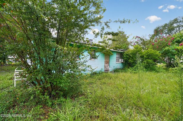 4915 CHIVALRY Drive, Jacksonville, FL 32208