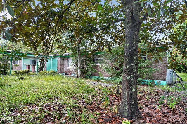 4915 CHIVALRY Drive, Jacksonville, FL 32208