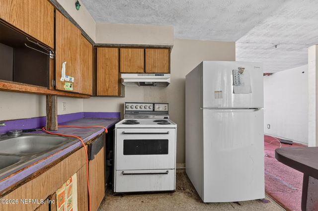 4915 CHIVALRY Drive, Jacksonville, FL 32208