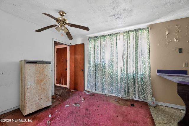 4915 CHIVALRY Drive, Jacksonville, FL 32208