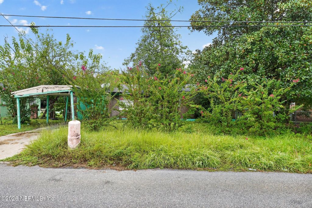 4915 CHIVALRY Drive, Jacksonville, FL 32208