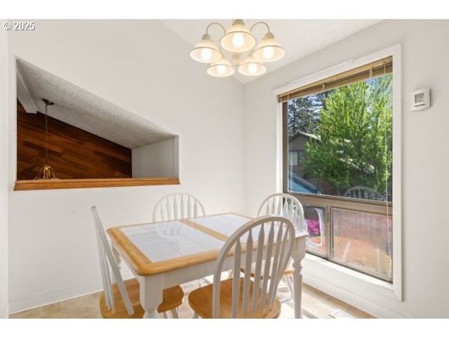 808 Ne 238TH Pl, Wood Village, OR 97060
