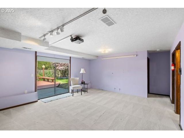 808 Ne 238TH Pl, Wood Village, OR 97060