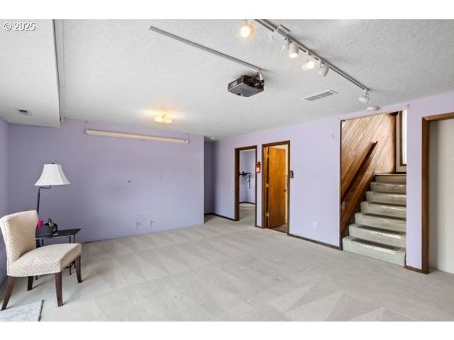 808 Ne 238TH Pl, Wood Village, OR 97060