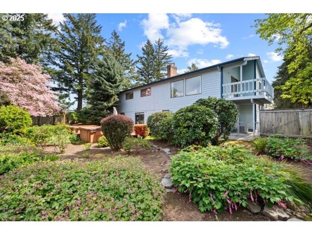 808 Ne 238TH Pl, Wood Village, OR 97060