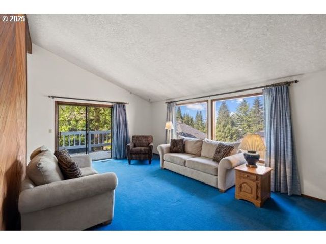 808 Ne 238TH Pl, Wood Village, OR 97060