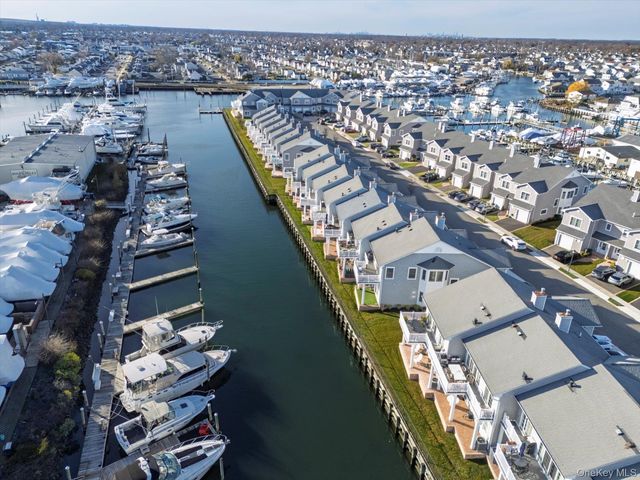 54 Ocean Watch Court, Freeport, NY 11520