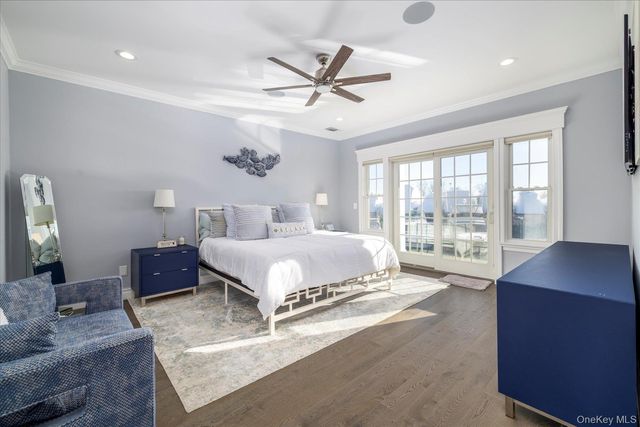 54 Ocean Watch Court, Freeport, NY 11520