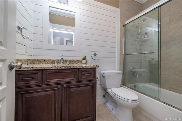 54 Ocean Watch Court, Freeport, NY 11520