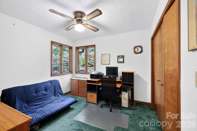 18 E Rosewood Trail, Hendersonville, NC 28739