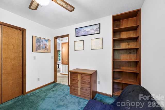 18 E Rosewood Trail, Hendersonville, NC 28739