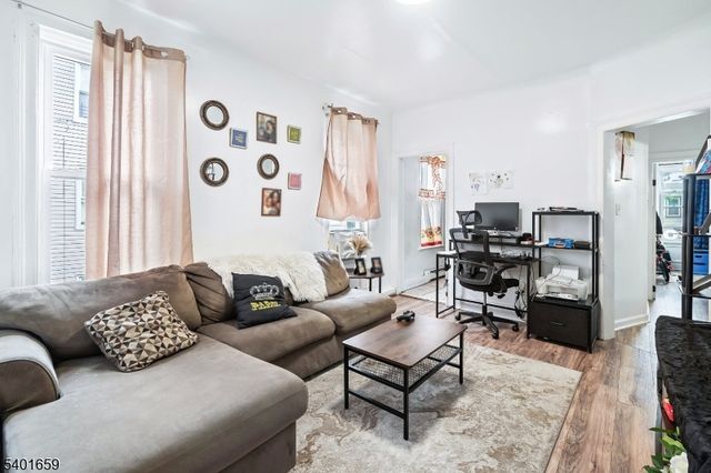 152 Chadwick Ave, Newark City, NJ 07108