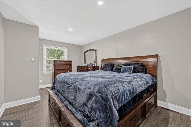 2701 TANEY LN, Wilmington, DE 19810