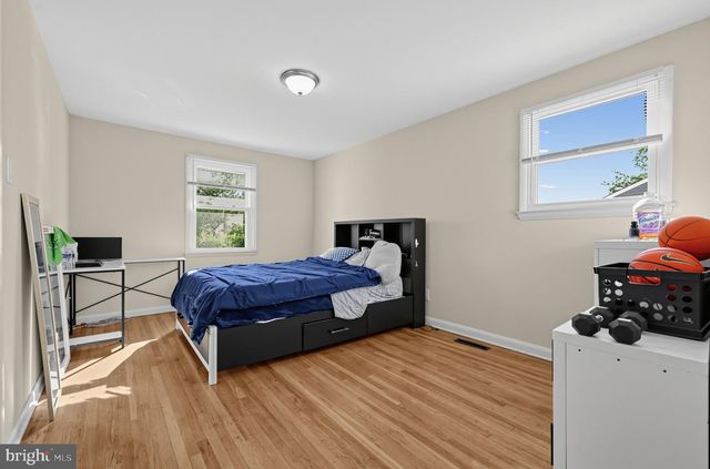 2701 TANEY LN, Wilmington, DE 19810