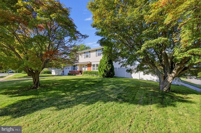 2701 TANEY LN, Wilmington, DE 19810