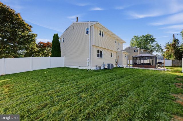 2701 TANEY LN, Wilmington, DE 19810