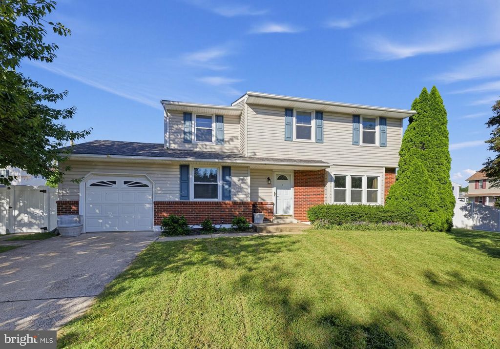 2701 TANEY LN, Wilmington, DE 19810