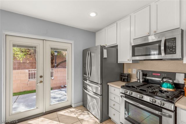 3217 Inlet Bay Avenue, North Las Vegas, NV 89031