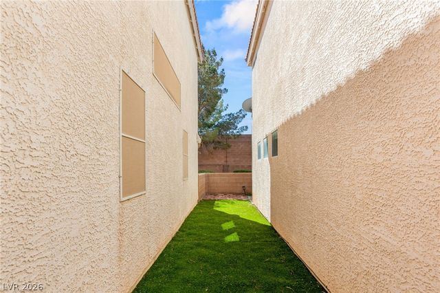 3217 Inlet Bay Avenue, North Las Vegas, NV 89031