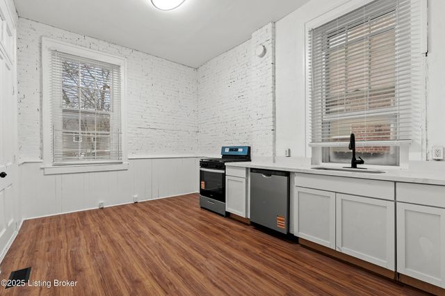 1042 S 6th St, Louisville, KY 40203