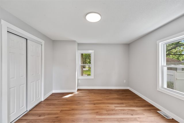 4335 NE 32nd Street, Des Moines, IA 50021