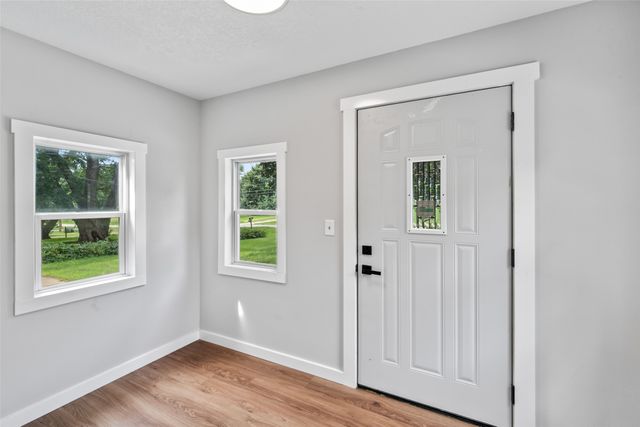 4335 NE 32nd Street, Des Moines, IA 50021