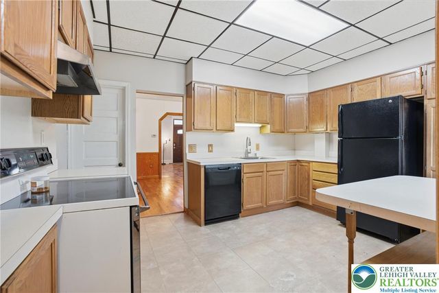 1050 Delaware Avenue, Fountain Hill Boro, PA 18015