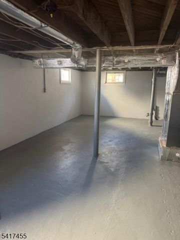 143 S 4Th Ave, Manville Boro, NJ 08835