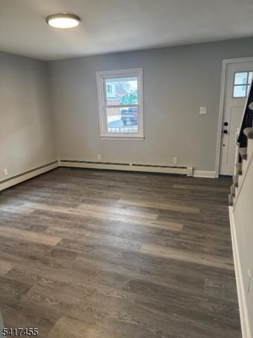 143 S 4Th Ave, Manville Boro, NJ 08835