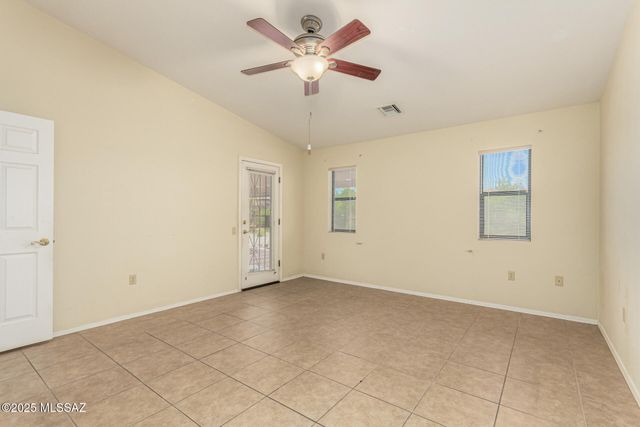 4792 S Meadow Ridge Drive, Green Valley, AZ 85622