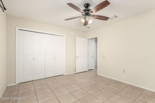 4792 S Meadow Ridge Drive, Green Valley, AZ 85622