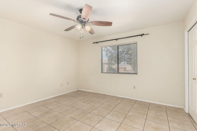 4792 S Meadow Ridge Drive, Green Valley, AZ 85622