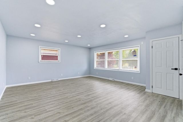 4922 Ivy Street, East Chicago, IN 46312