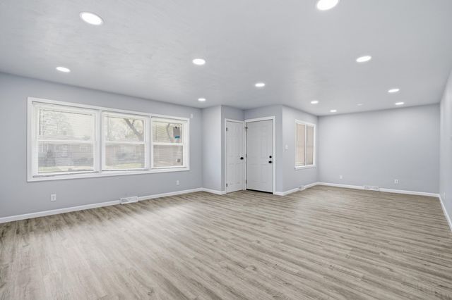 4922 Ivy Street, East Chicago, IN 46312