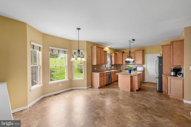 236 BUCKHEAD LN, Douglassville, PA 19518