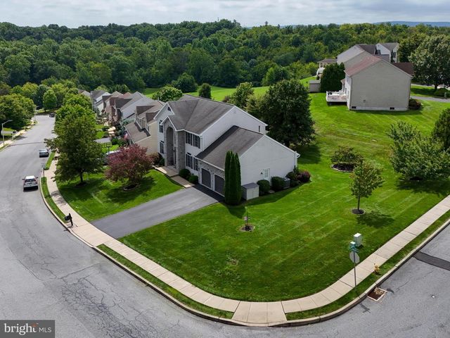 236 BUCKHEAD LN, Douglassville, PA 19518