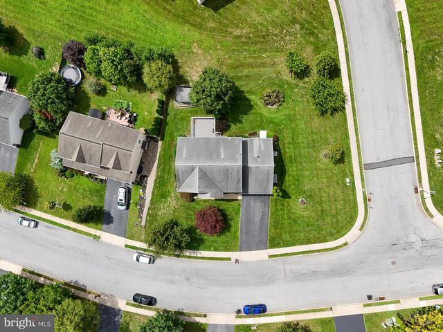 236 BUCKHEAD LN, Douglassville, PA 19518