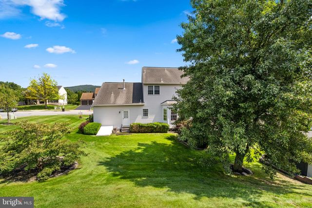 236 BUCKHEAD LN, Douglassville, PA 19518