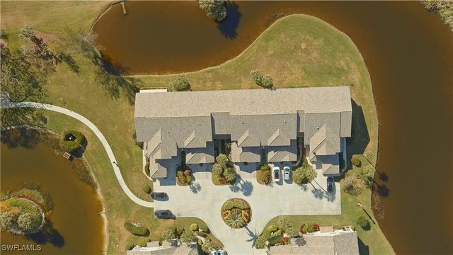 13000 Castle Harbour DR J3, Naples, FL 34110