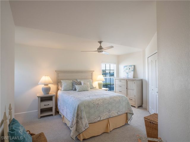 13000 Castle Harbour DR J3, Naples, FL 34110