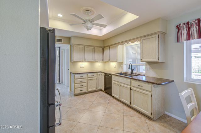 8250 E NARANJA Avenue, Mesa, AZ 85209