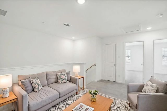 233 berthe Court, Cedar Hill, TX 75104